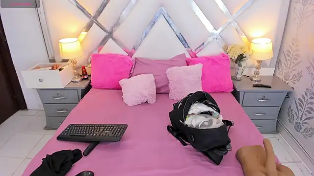 khloeblake online show from 07/18/26, 05:22