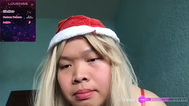 Snapshot of Jessica-Aine chatting on 12/21/24, 11:34 Jessica-Aine online show from 12/21/24, 11:34