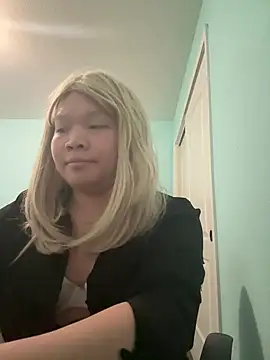 Snapshot of Jessica-Aine chatting on 01/10/25, 05:37 Jessica-Aine online show from 01/10/25, 05:37
