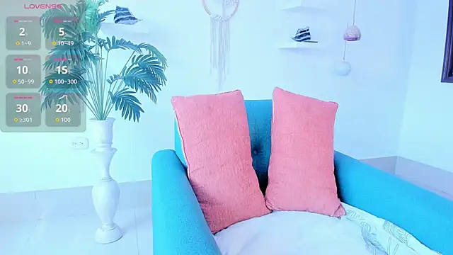 saray halam online show from 10/17/25, 06:10