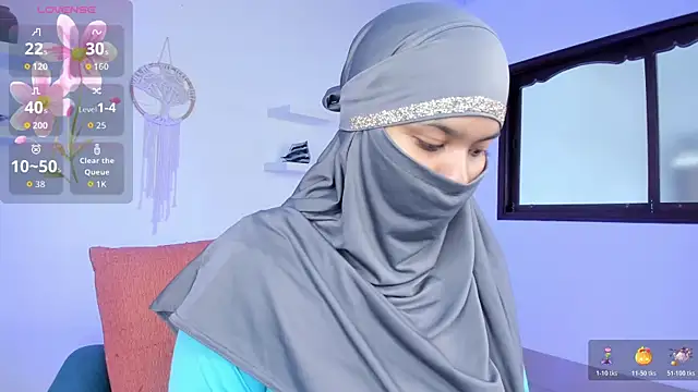 saray halam online show from 10/24/25, 06:04