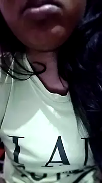 Snapshot of Shivani_Tivari chatting on 02/01/25, 10:37 Shivani Tivari online show from 02/01/25, 10:37