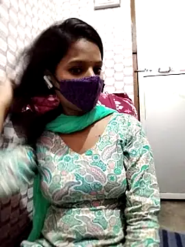 Snapshot of Shivani_Tivari chatting on 02/14/25, 06:08 Shivani Tivari online show from 02/14/25, 06:08