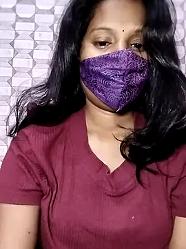 Snapshot of Shivani_Tivari chatting on 02/19/25, 06:10 Shivani Tivari online show from 02/19/25, 06:10