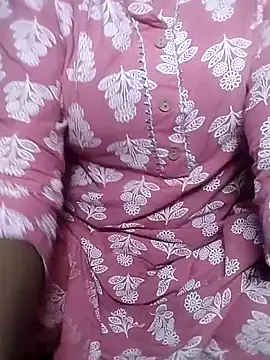 Shivani Tivari online show from 11/20/25, 05:01