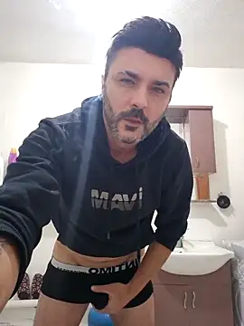 hot man eray online show from 12/05/25, 06:04