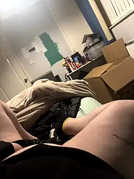 Snapshot of AmberTaylorXxx chatting on 12/16/25, 07:30 AmberTaylorXxx online show from 12/16/25, 07:30