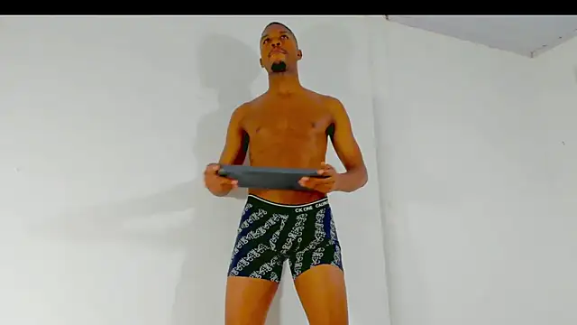 Amir mikelsen online show from 02/08/26, 05:33