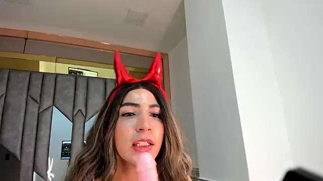 Snapshot of Kate_Dynasty chatting on 01/12/25, 01:27 Kate Dynasty online show from 01/12/25, 01:27