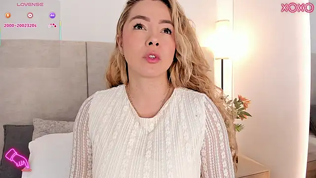 Saori newman online show from 11/24/25, 11:54