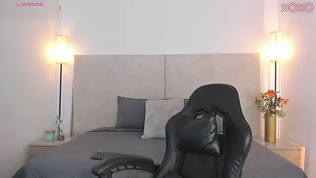 Saori newman online show from 03/25/26, 11:38