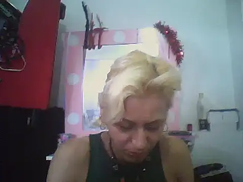 ariana crazzy online show from 01/16/26, 04:00