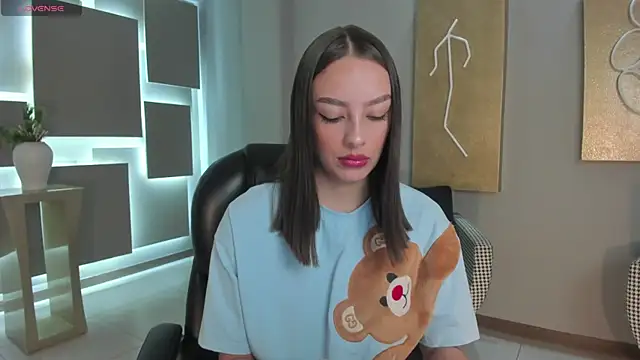 KaiaFerreira online show from 12/03/25, 12:25