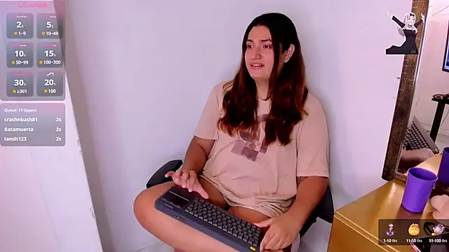 Valery Maravilla  online show from 12/13/24, 10:55