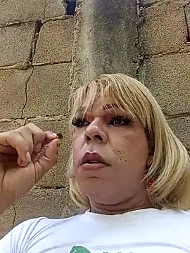 blondebitchlitle online show from 02/04/26, 06:03