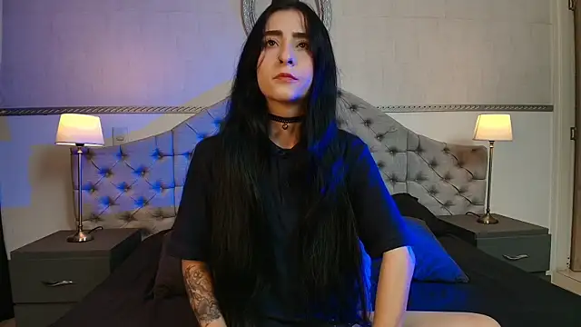 RomeroMoon online show from 04/23/26, 01:02