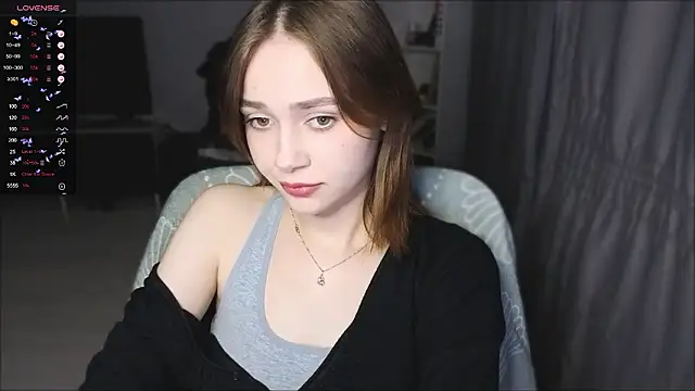 SweetLinaa online show from 03/04/26, 06:03