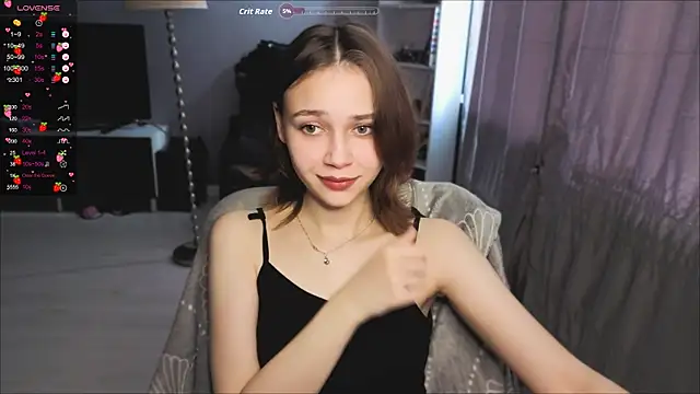 SweetLinaa online show from 04/01/26, 11:33