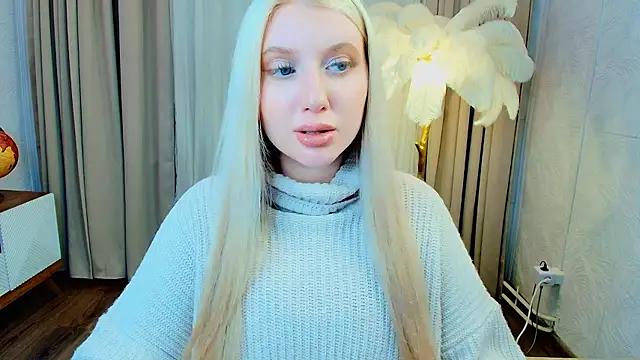 Evacadooo online show from 01/13/26, 03:01