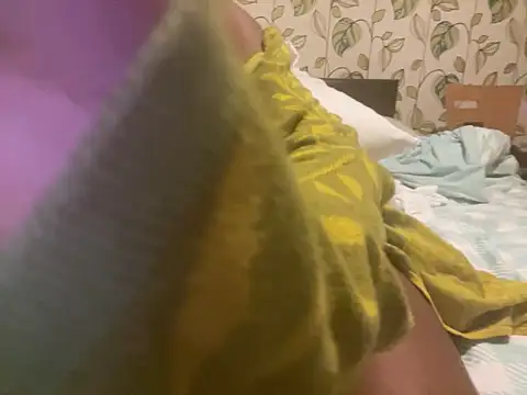 Snapshot of iveedie017 chatting on 12/01/24, 11:14 iveedie017 online show from 12/01/24, 11:14