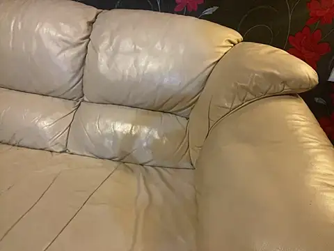 Snapshot of iveedie017 chatting on 12/07/24, 04:47 iveedie017 online show from 12/07/24, 04:47