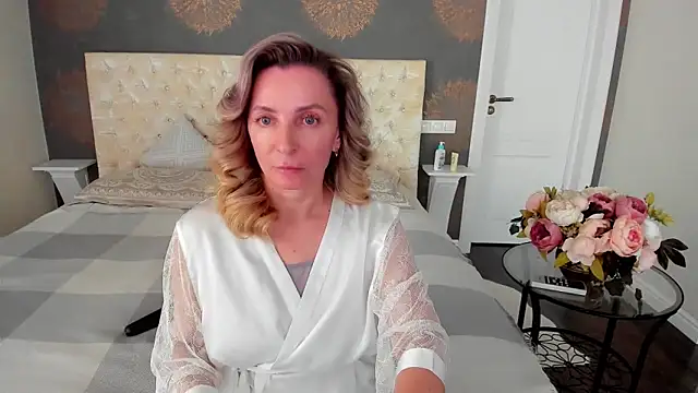 AllisonWilliams online show from 09/08/25, 03:55