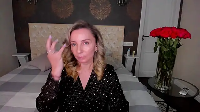 AllisonWilliams online show from 09/17/25, 04:30