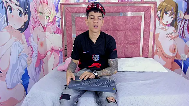 Snapshot of FUCK_LATINMEN chatting on 12/02/24, 12:07 FUCK LATINMEN online show from 12/02/24, 12:07