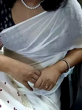 Snapshot of indian_anu_mallu chatting on 03/20/25, 02:19 indian anu mallu online show from 03/20/25, 02:19