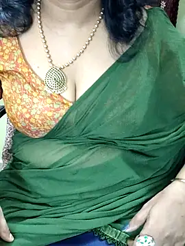 Snapshot of indian_anu_mallu chatting on 03/21/25, 02:07 indian anu mallu online show from 03/21/25, 02:07