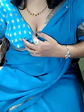 Snapshot of indian_anu_mallu chatting on 03/23/25, 02:37 indian anu mallu online show from 03/23/25, 02:37