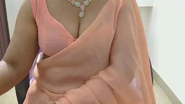 Snapshot of indian_anu_mallu chatting on 10/06/25, 04:15 indian anu mallu online show from 10/06/25, 04:15