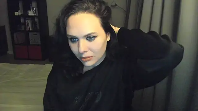 MollyCheiz online show from 03/05/25, 09:15