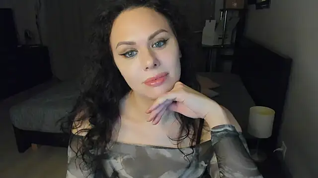 MollyCheiz online show from 09/10/25, 12:10