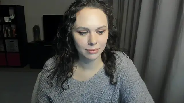 MollyCheiz online show from 05/28/26, 11:02