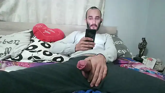 Snapshot of kisandgioni chatting on 01/04/25, 01:53 kisandgioni online show from 01/04/25, 01:53