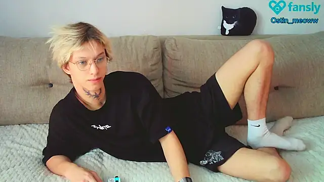 Ostin meow online show from 02/27/25, 07:01