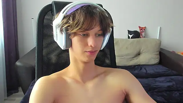 Ostin meow online show from 09/28/25, 06:19