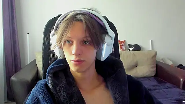 Ostin meow online show from 11/05/25, 07:41