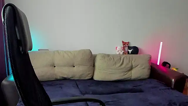 Ostin meow online show from 03/26/26, 04:07