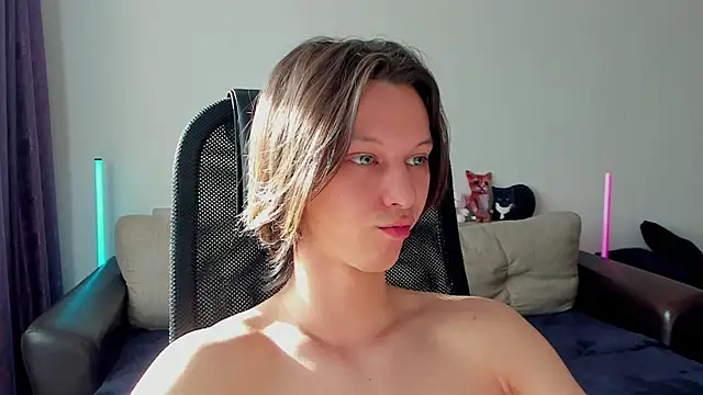 Ostin meow online show from 04/24/26, 10:50