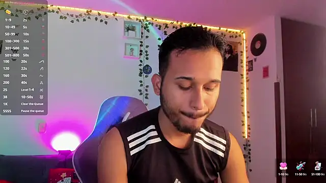 Raf brunette online show from 01/06/25, 11:29