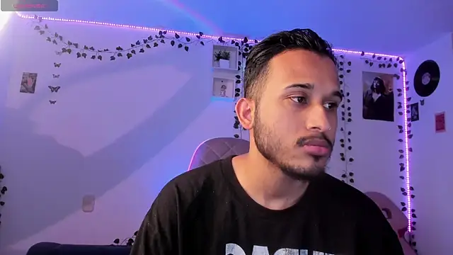 Raf brunette online show from 03/05/25, 11:49