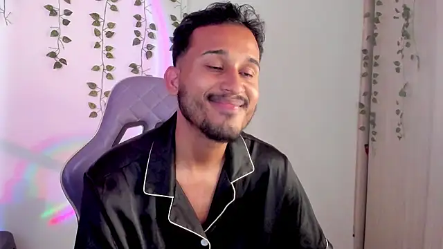 Raf brunette online show from 09/28/25, 11:26