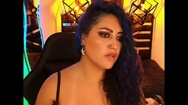 Snapshot of scarleth_blue chatting on 07/20/26, 03:10 scarleth blue online show from 07/20/26, 03:10