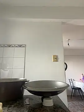 Macadiez10 online show from 03/25/26, 05:52