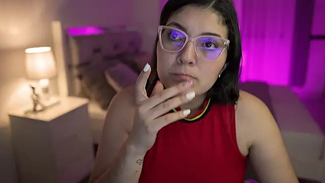 Camilaa bueno online show from 12/16/24, 01:31