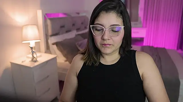 Camilaa bueno online show from 01/16/25, 01:58