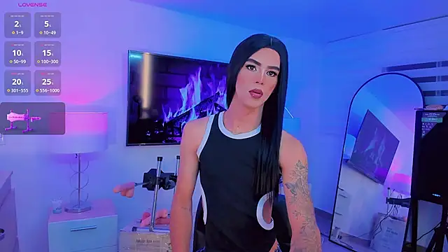 Snapshot of Ashley_Reminton chatting on 12/05/24, 04:31 Ashley Reminton online show from 12/05/24, 04:31