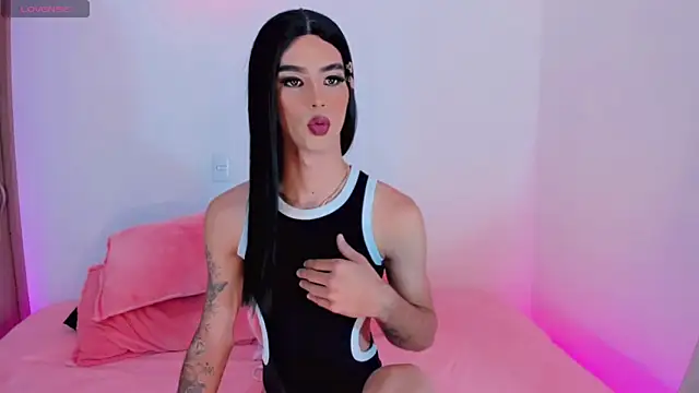 Snapshot of Ashley_Reminton chatting on 02/06/25, 03:48 Ashley Reminton online show from 02/06/25, 03:48